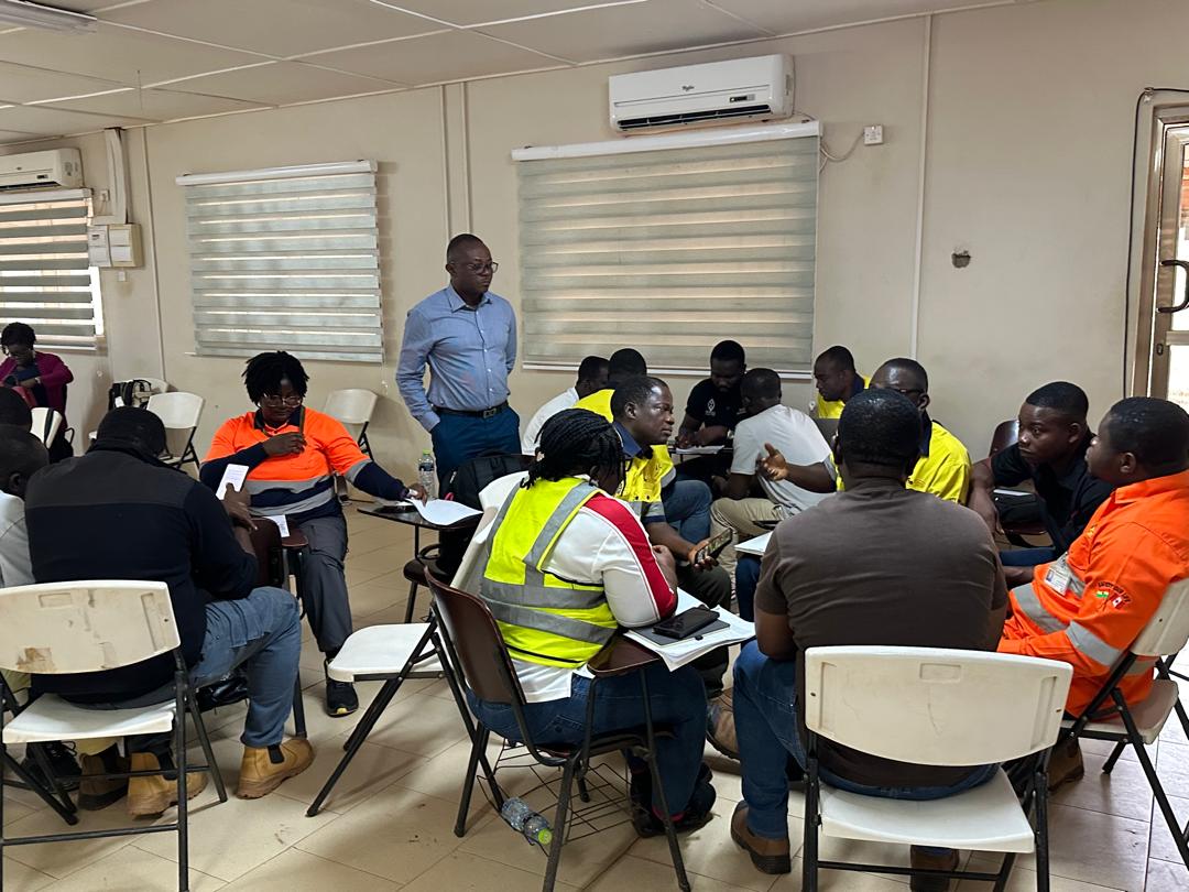 WhatsApp Image 2025-03-11 at 18.09.27